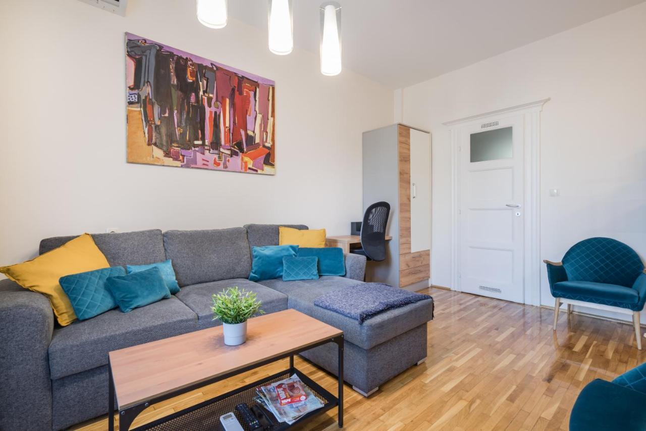 Bpr Blue Paradise Apartment With A/C Budapest Esterno foto