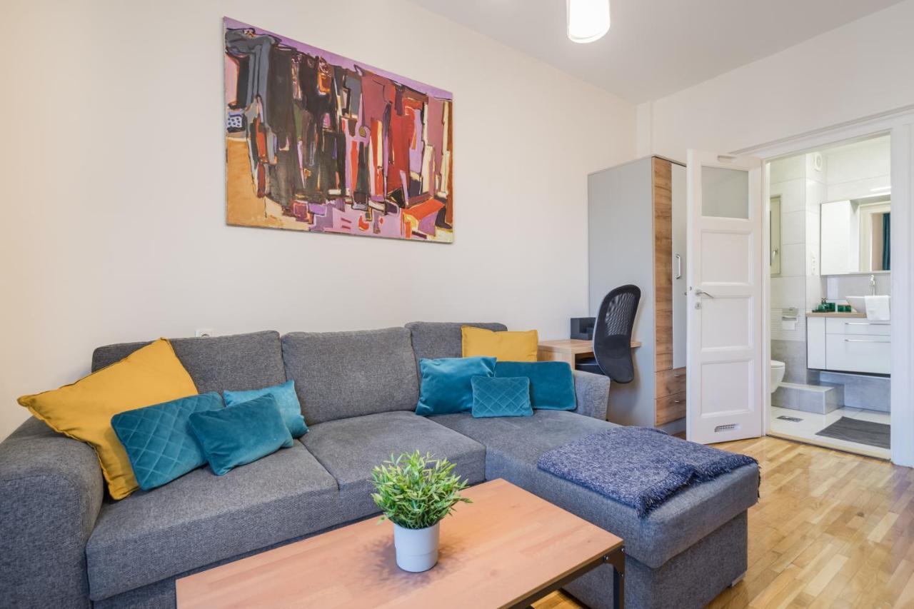 Bpr Blue Paradise Apartment With A/C Budapest Esterno foto