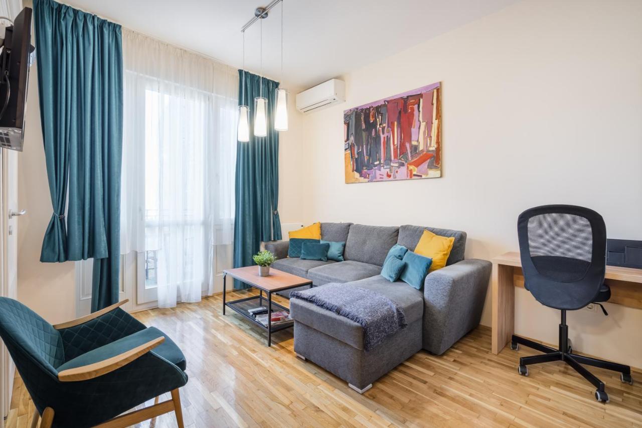 Bpr Blue Paradise Apartment With A/C Budapest Esterno foto
