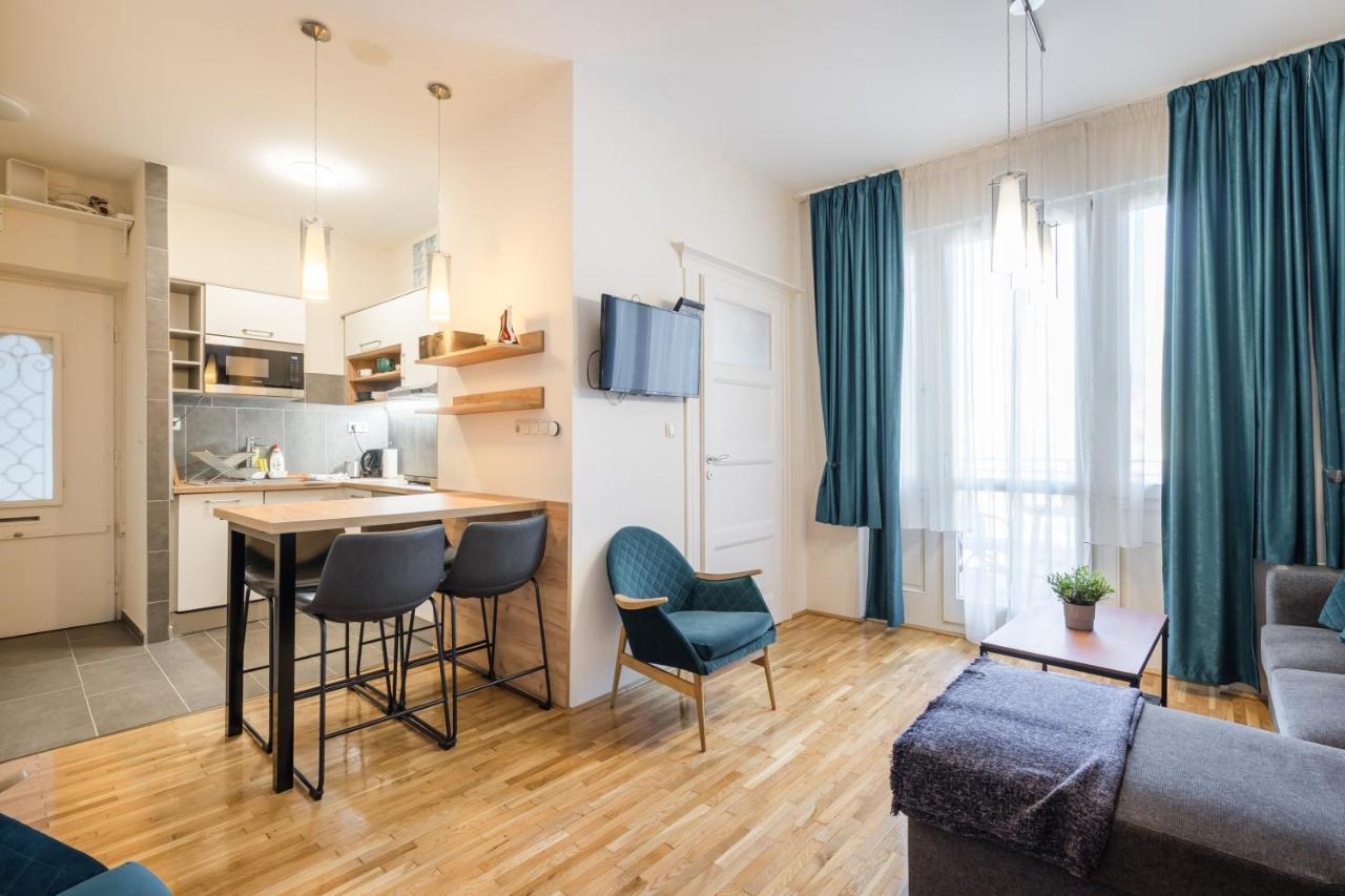 Bpr Blue Paradise Apartment With A/C Budapest Esterno foto