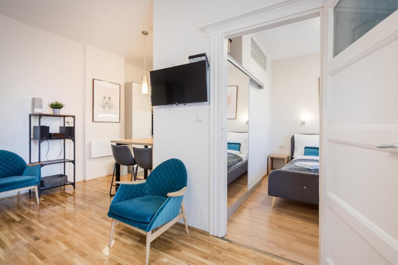 Bpr Blue Paradise Apartment With A/C Budapest Esterno foto